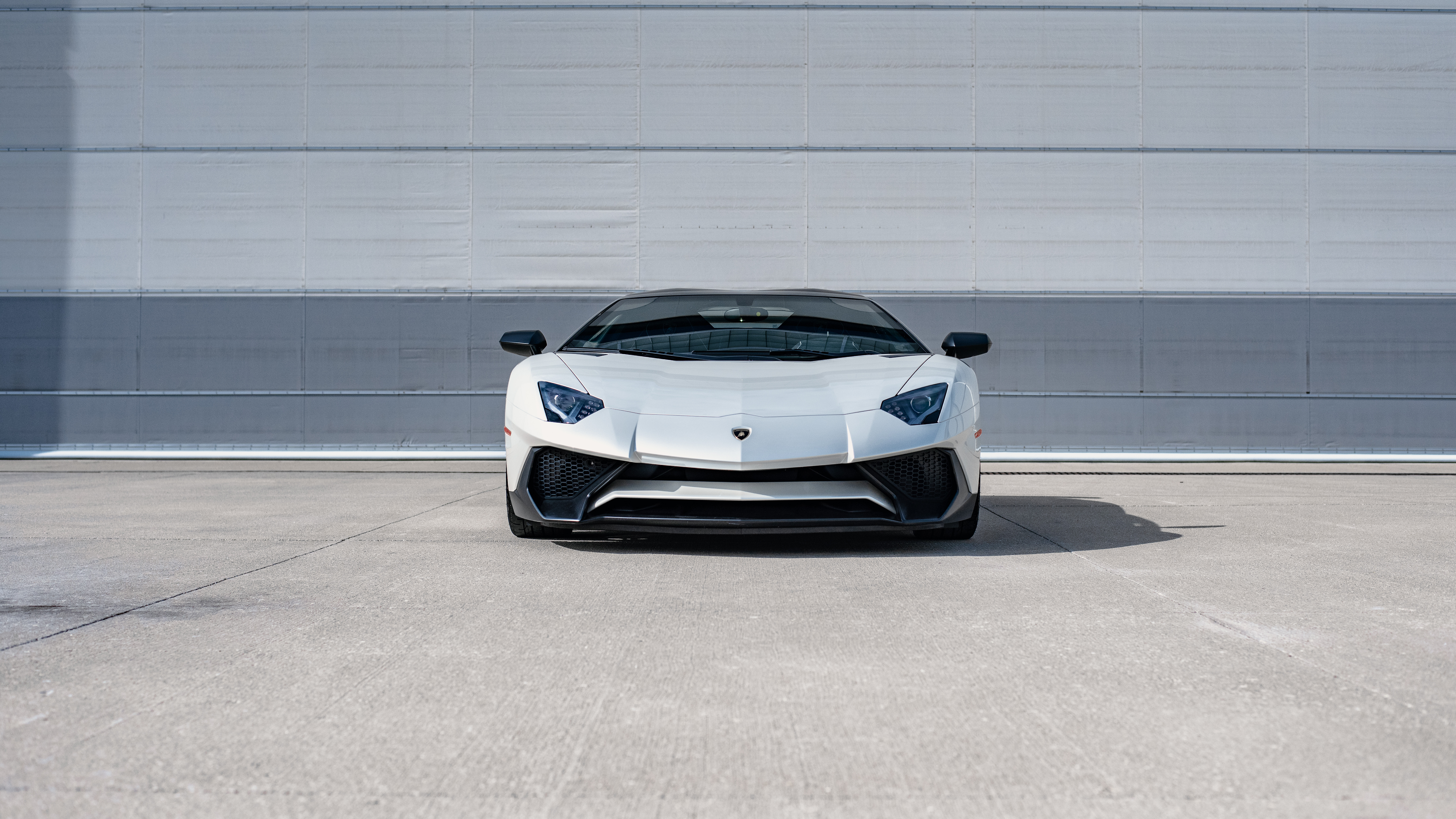 Lamborghini Aventador SV Roadster | DS Luxury