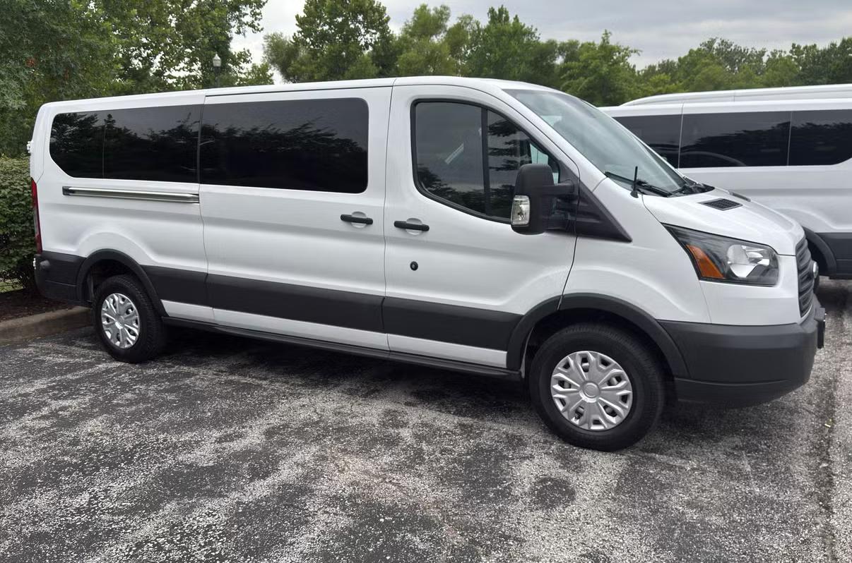 2020 Ford Transit 15 Passenger Van - 461602E - Thumbnail 4