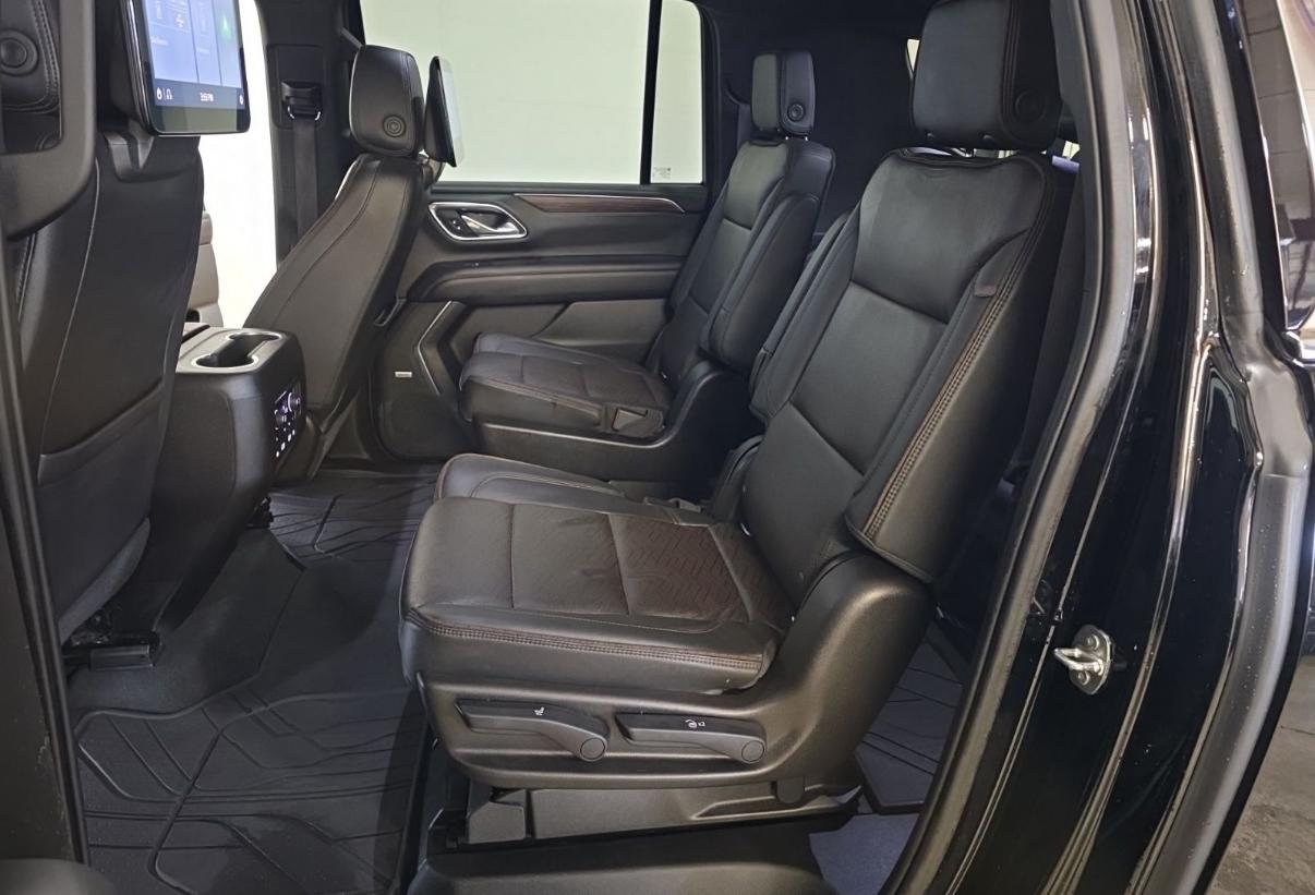 2021 Chevy Suburban High Country - ZL7J3V - Thumbnail 4