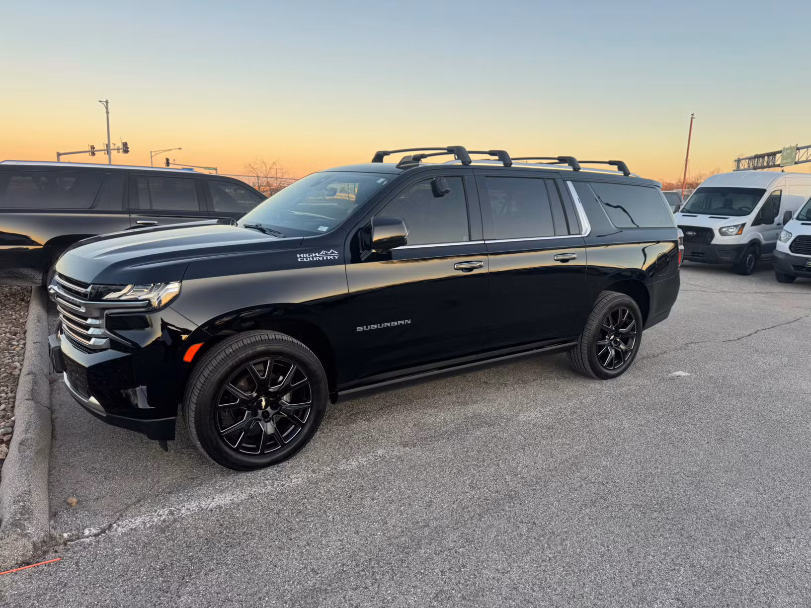 2021 Chevy Suburban High Country - ZL7J3V - Photo 3