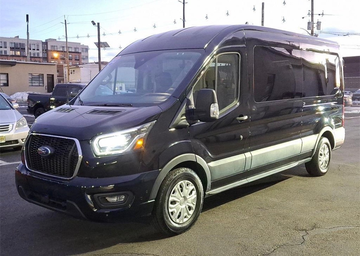 2017 2017 Ford Transit Tall 15 Passenger Van - 46AF043