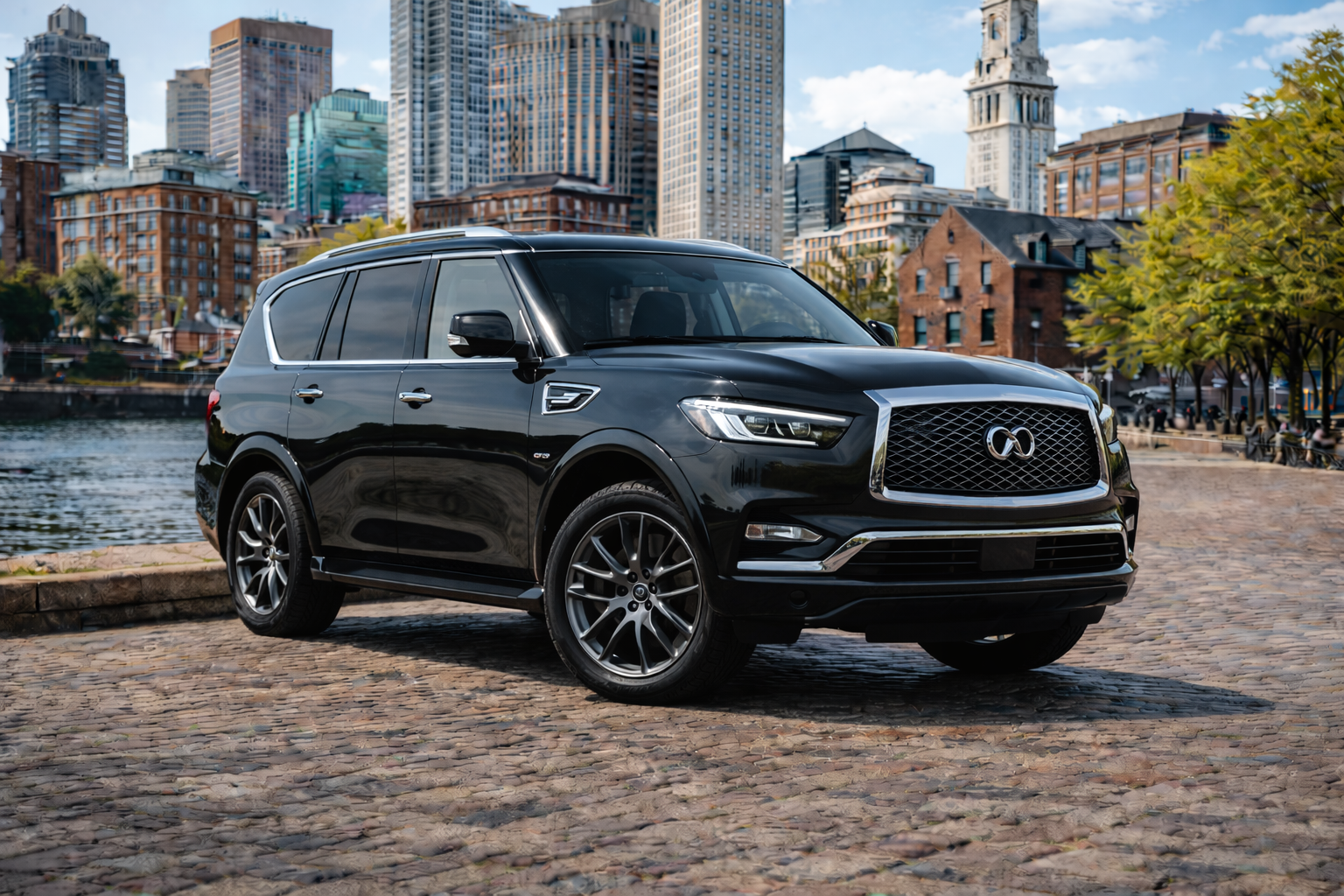 Infiniti QX80